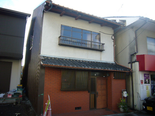北白川久保田町2-2貸家