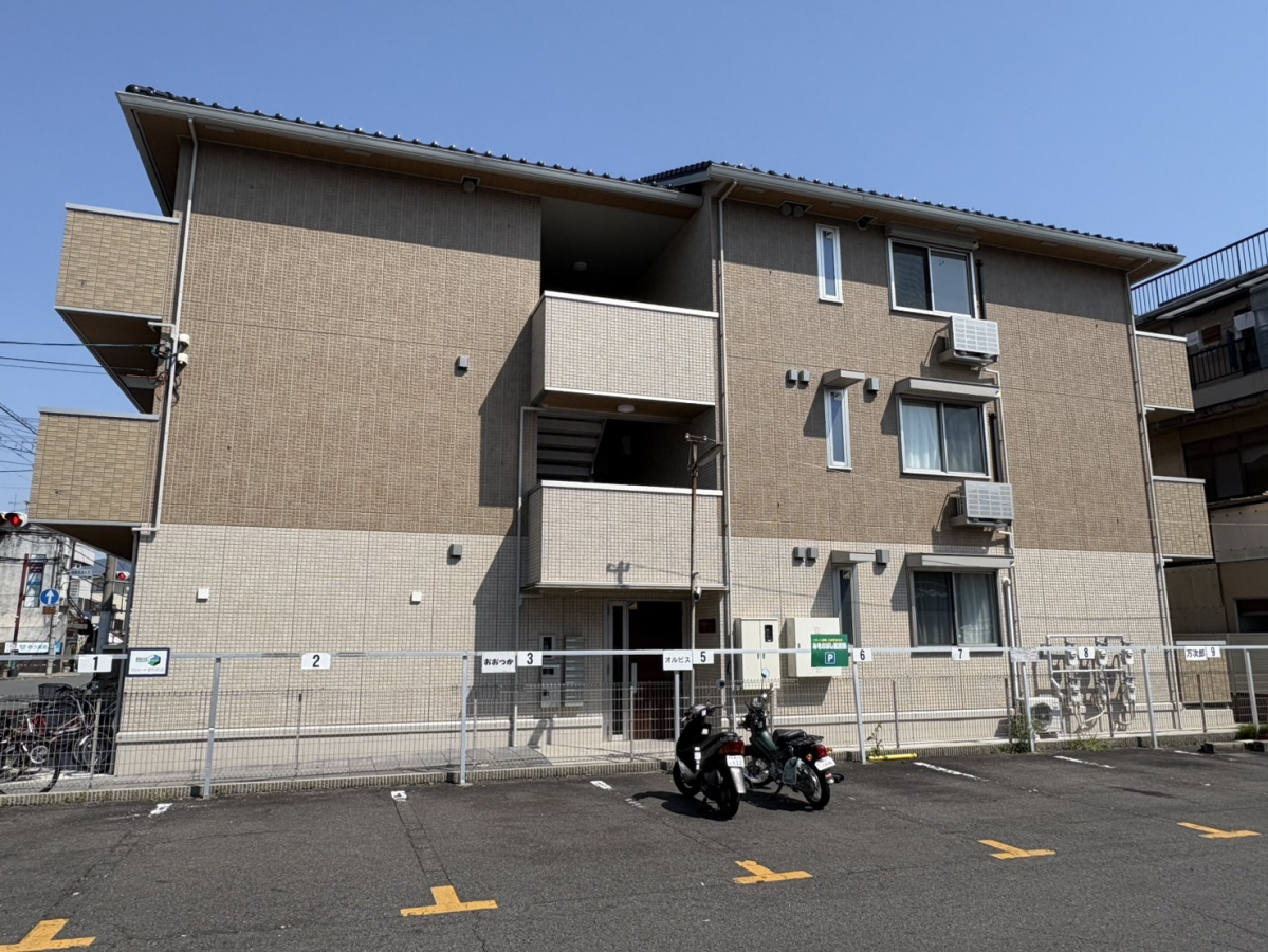 ブランドール椿原
